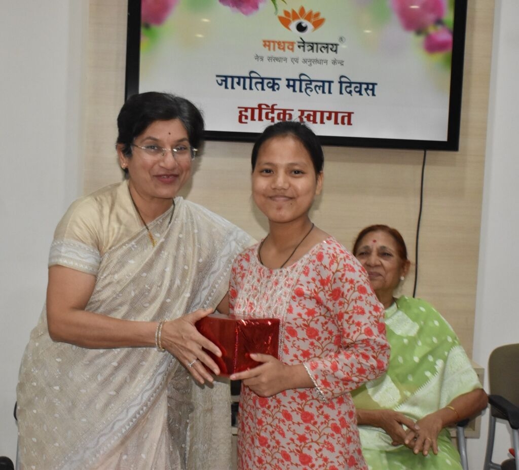 Womens Day Prize 4